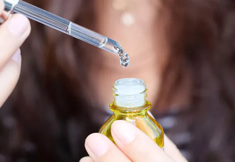 Benefits of Vitamin C Serum for Bright & Even Skin Tone